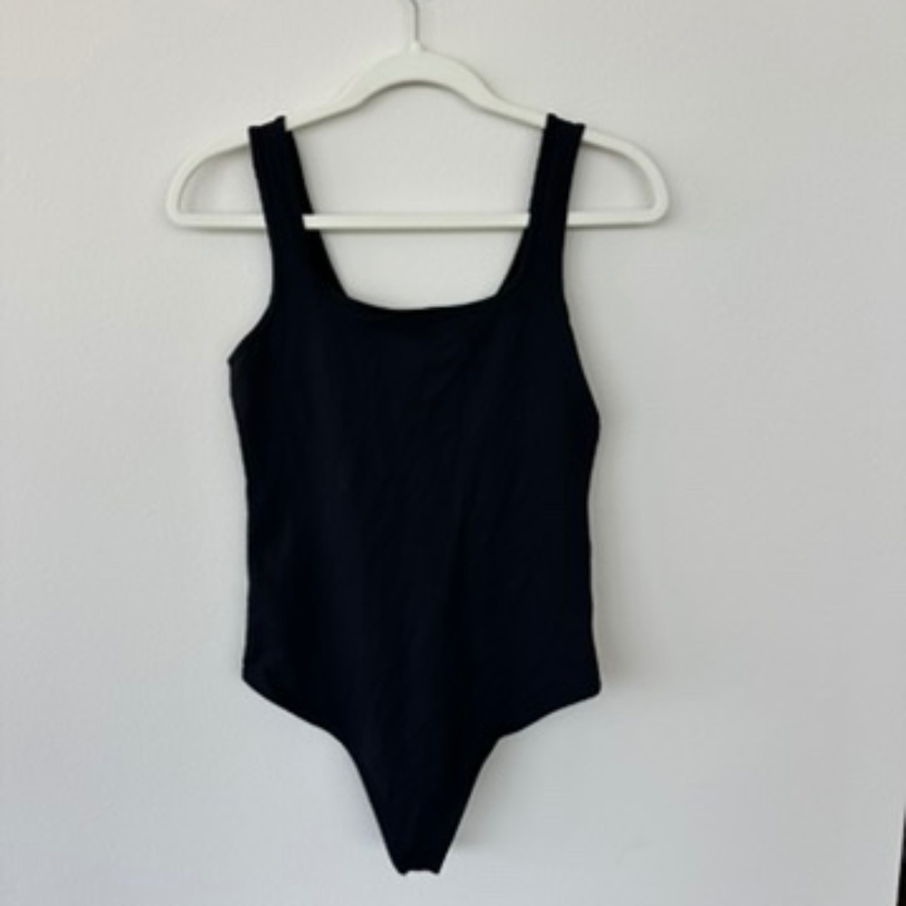Abercrombie & Fitch Scoop-neck Bodysuit -M